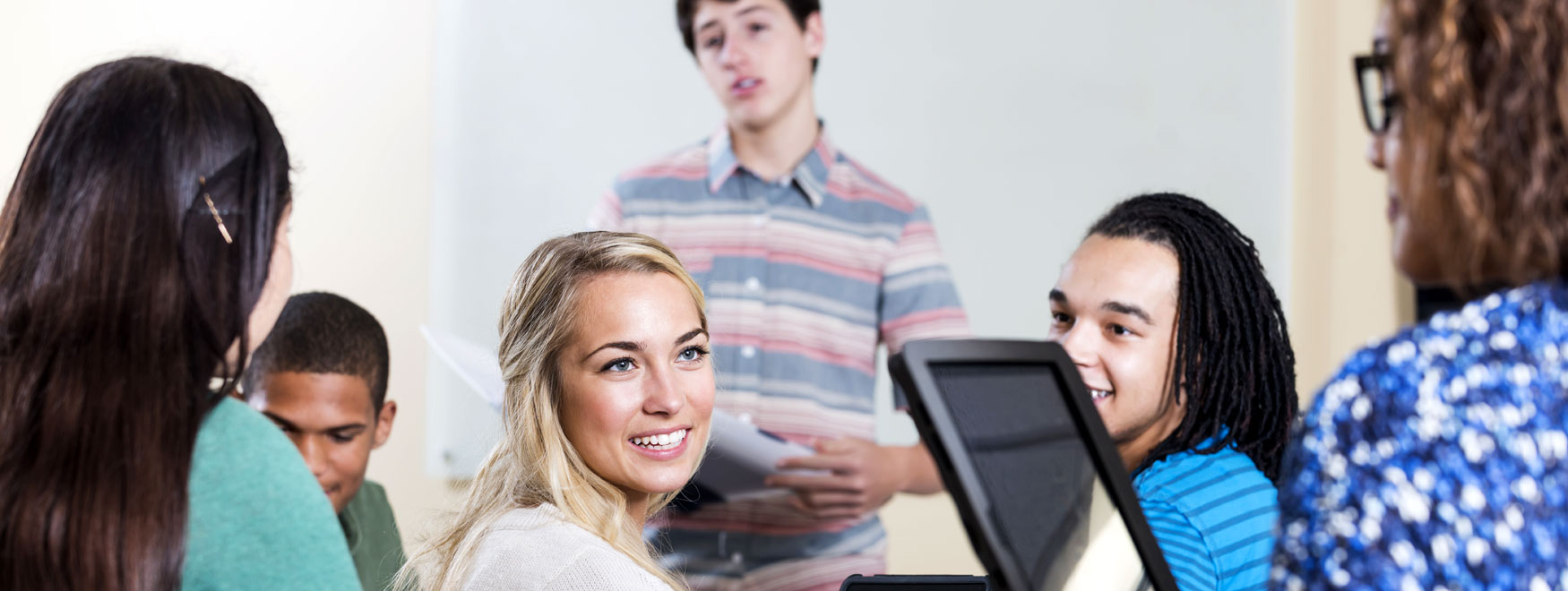 Intensive French Course for Teenagers EasyFrench School in France